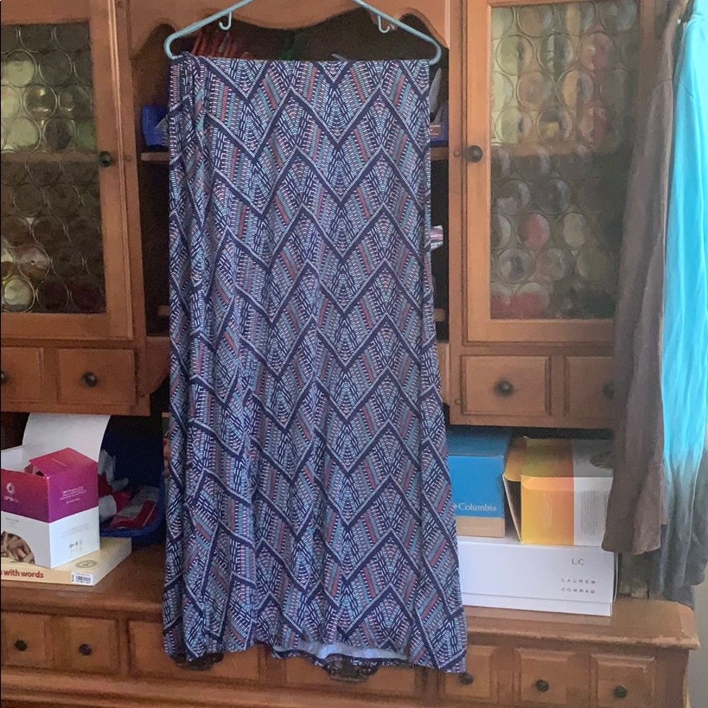 Loveappella Maxi Skirt Size LP